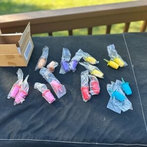 (16) Corn on the cob holders - soft grips